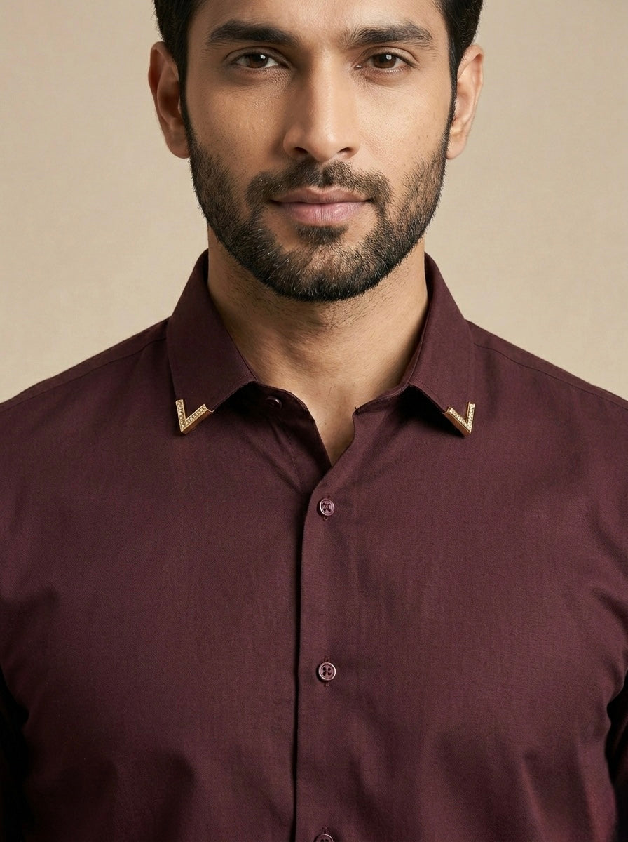 WINE BURGUNDY SLIM-FIT SHIRT WITH GOLD-TIP COLLAR