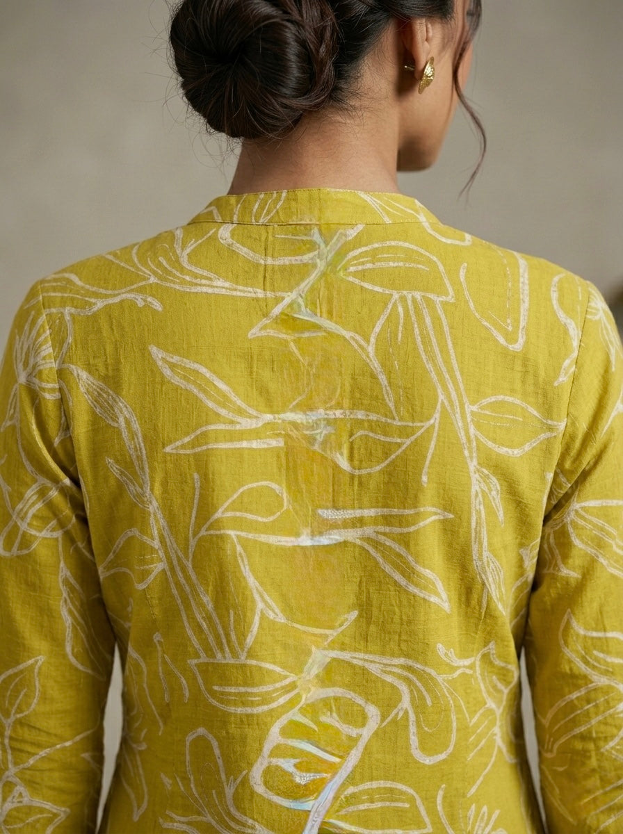SUN-KISSED MUSTARD KURTHI WITH ABSTRACT LINE ART