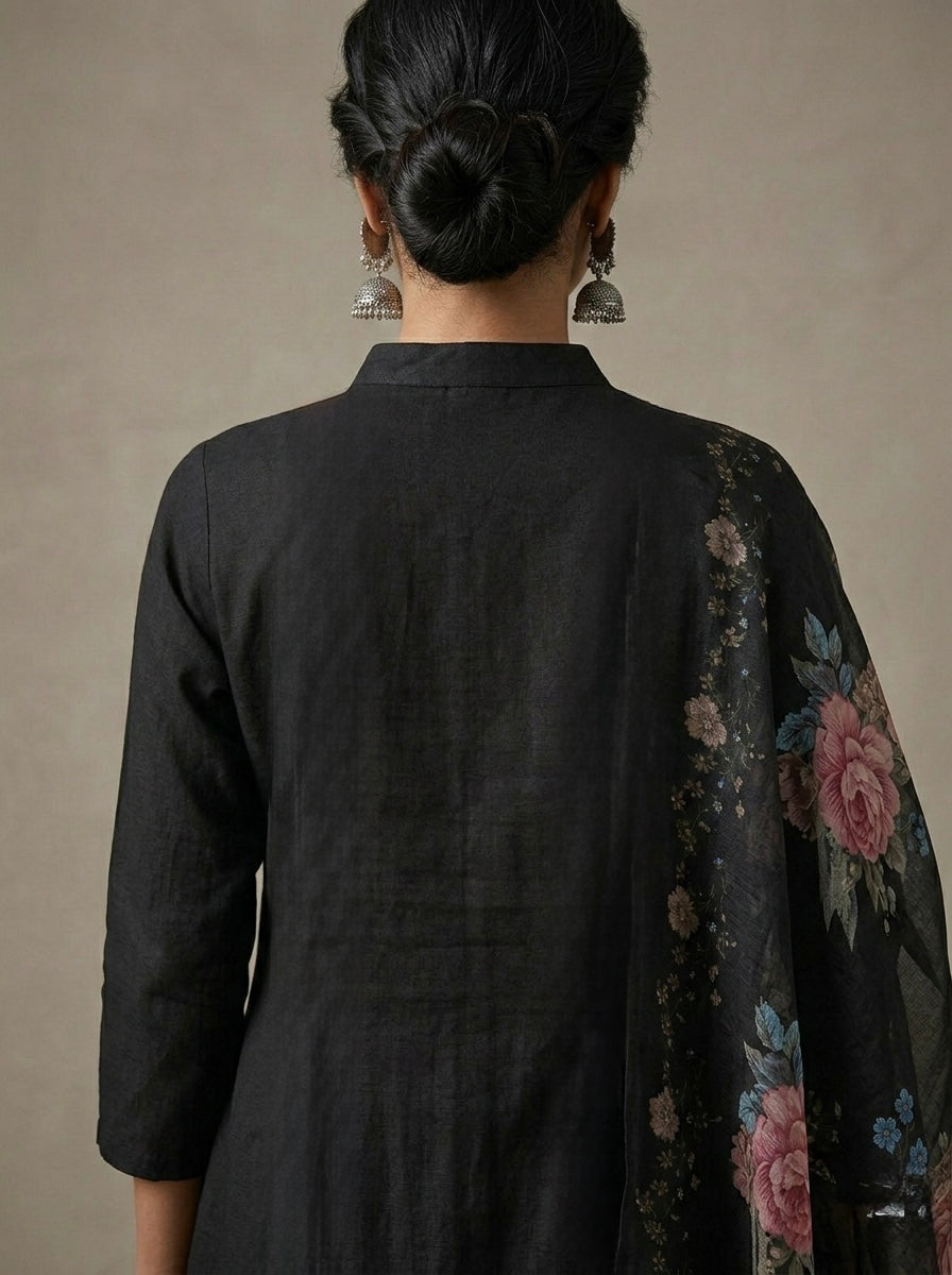 MIDNIGHT KURTHA SET WITH FLORAL ORAGANZA DUPPATA