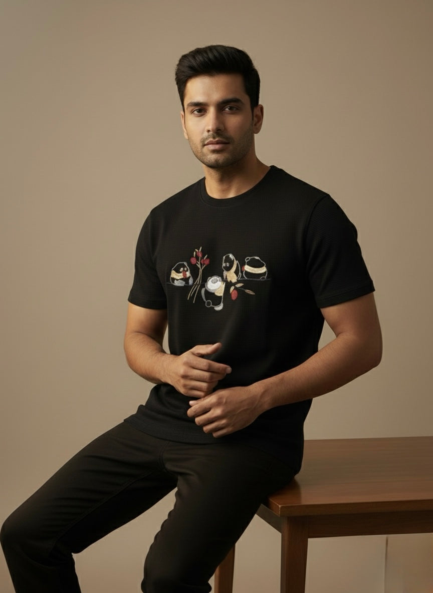 CREWNECK BLACK T-SHIRT