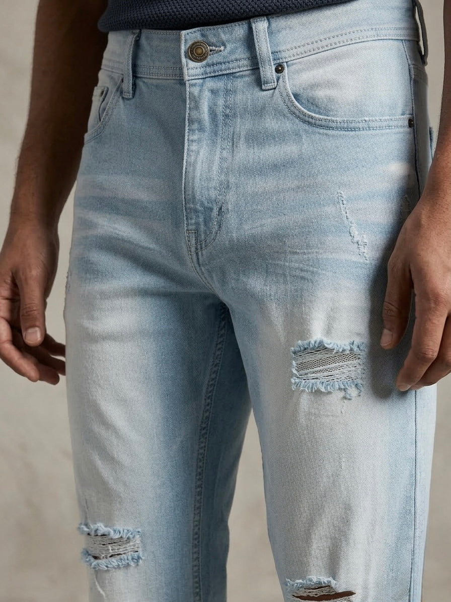 ARCTIC BLEACH DISTRESSED SLIM JEANS