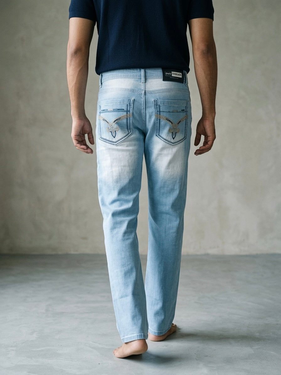 ARCTIC BLEACH DISTRESSED SLIM JEANS